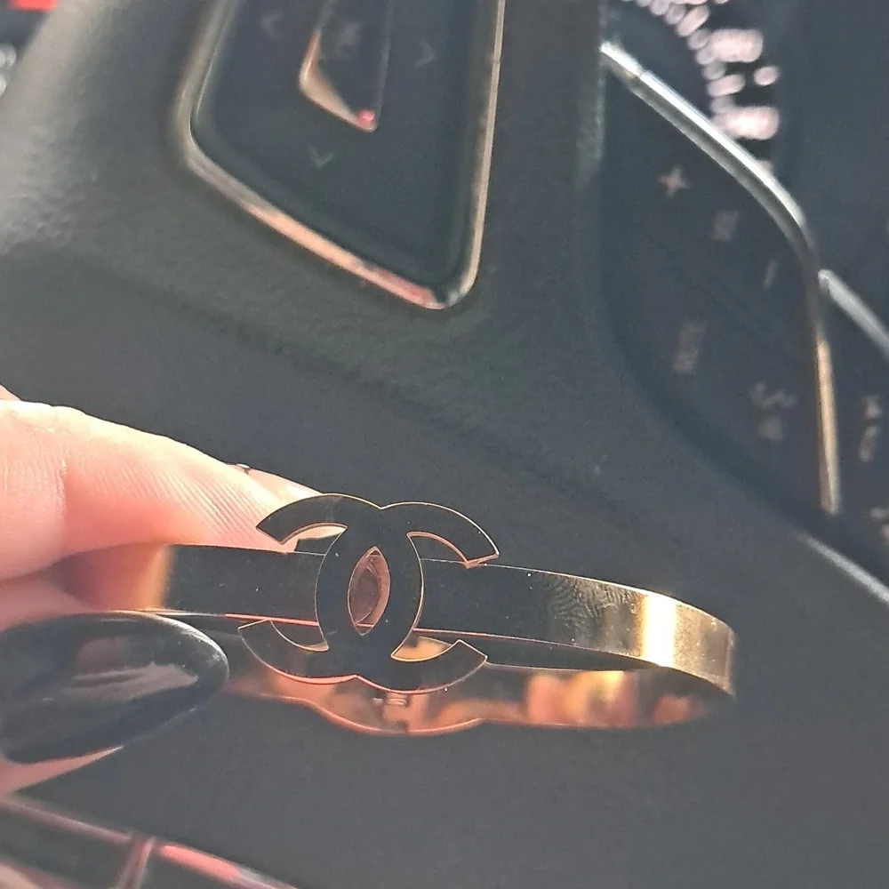 Gold Logo Bangle - Picture 4 of 4